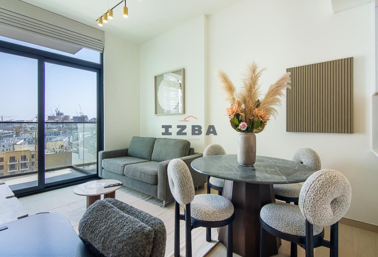Exclusive Furnished | Modern Design | Street View